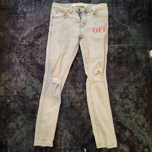Off-White Virgil Abloh skinny denim. In great condition. Size women's 29.
